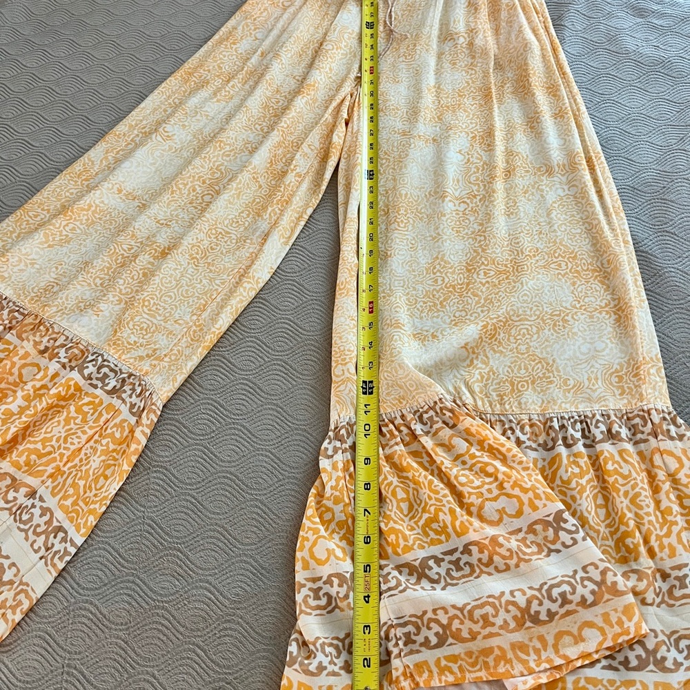 Free People Vanessa high rise wide leg pants and top set in gold only size small - Picture 9 of 13